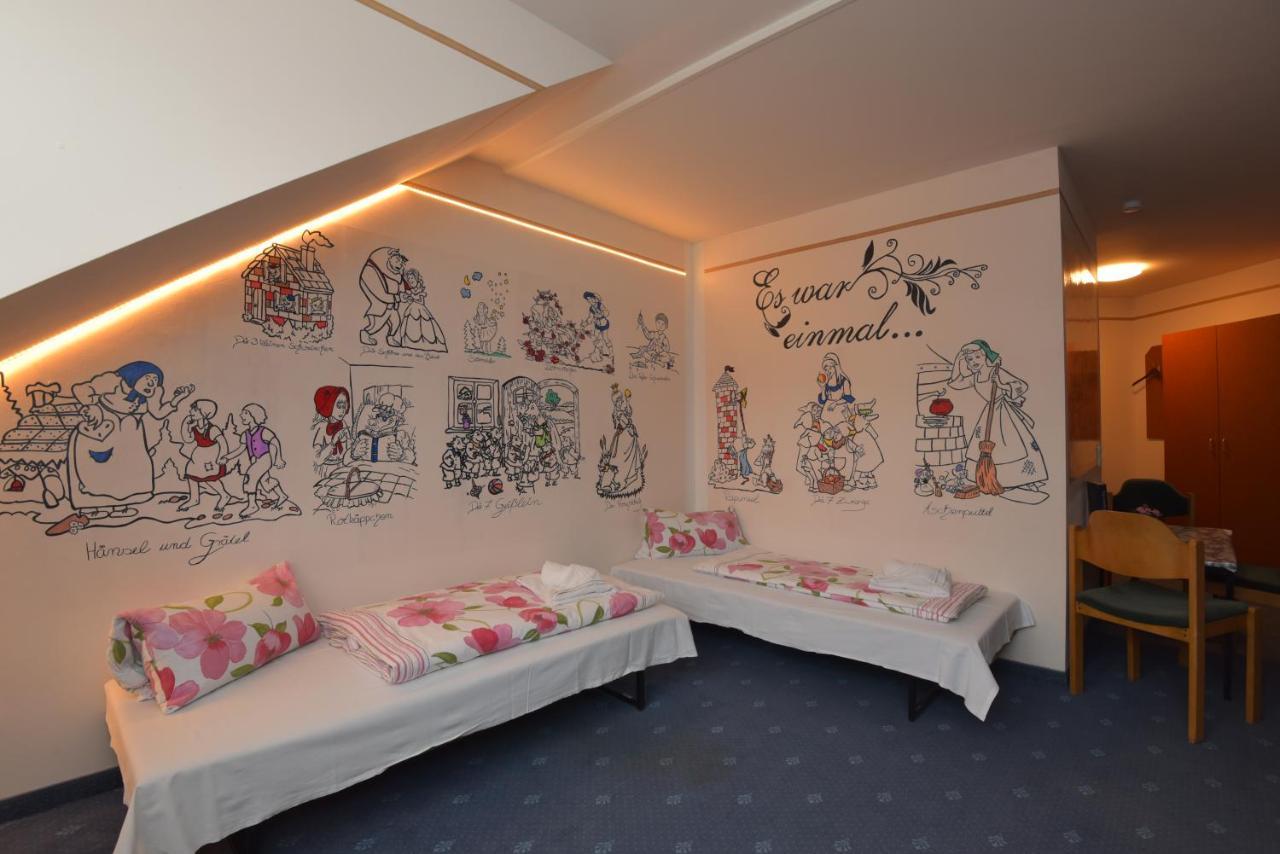 Waldhotel Feldbachtal Neuhaus am Rennweg Luaran gambar